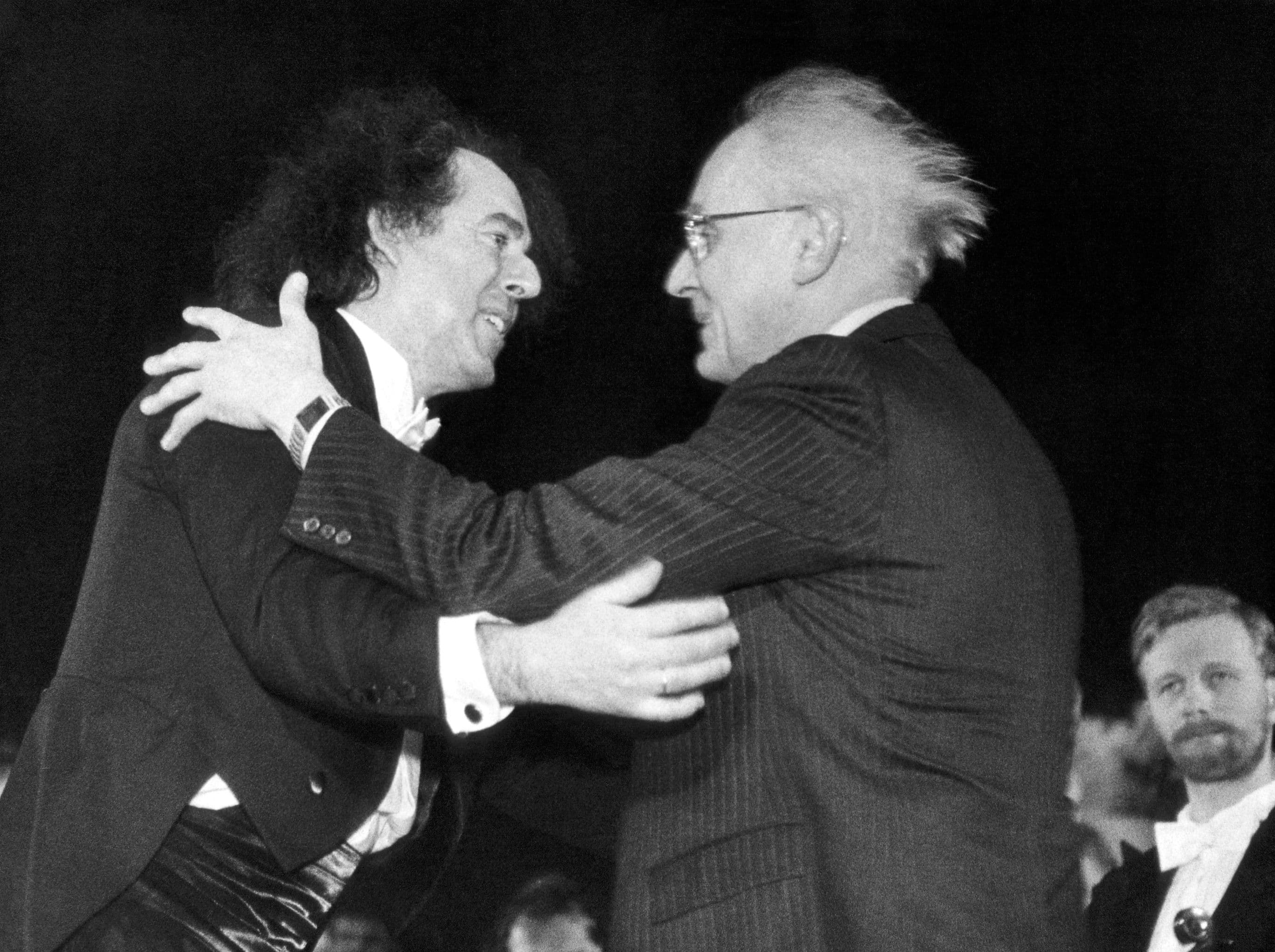 1993 Closing ceremony.jpg