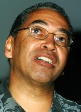 Remi Adefarasin